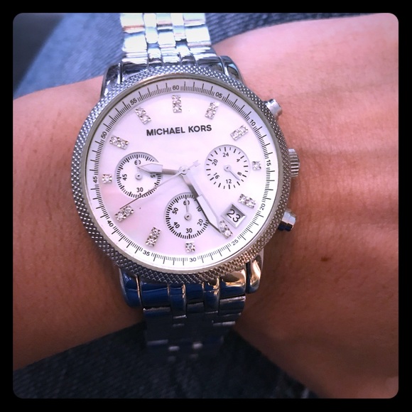 Michael Kors Watch - Picture 1 of 6